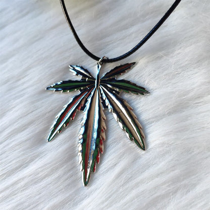 golden colour Marijuana leaf necklace Large pendant nature jewelry fashion delicacy beautiful women gift 2021 new novelty