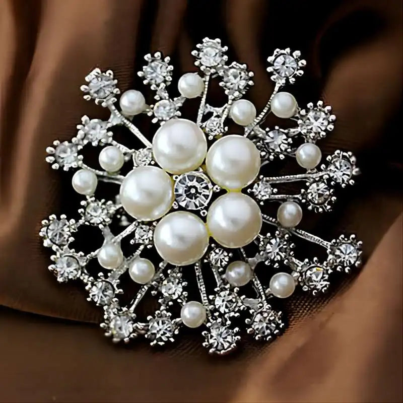 Large Rhinestone Pearl Snowflake Brooches Christmas Snow Brooch Crystal Pin Women Fashion Jewelry